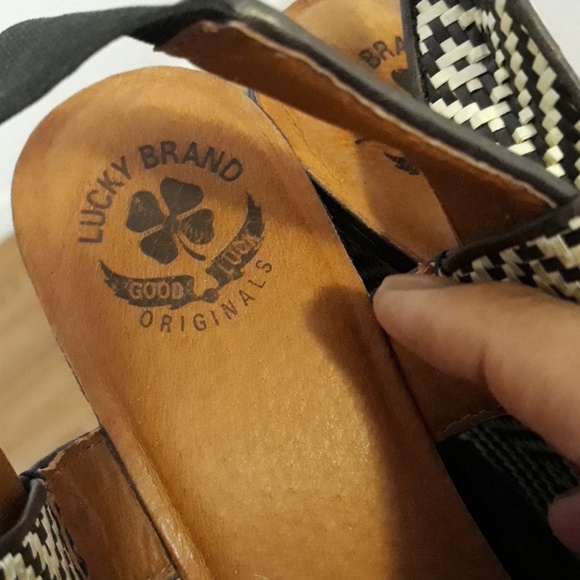 Shoes - Picture 3 of 5